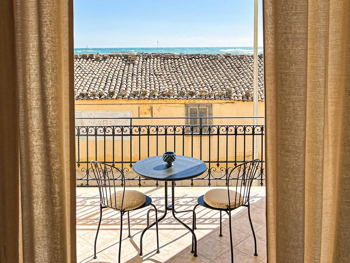 Calauriia Apartments Marzamemi 0*,