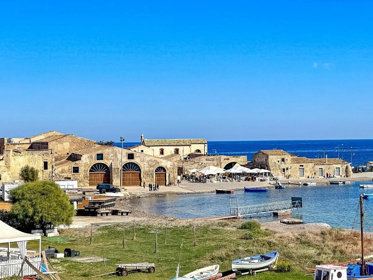 Calauriia Apartments Marzamemi