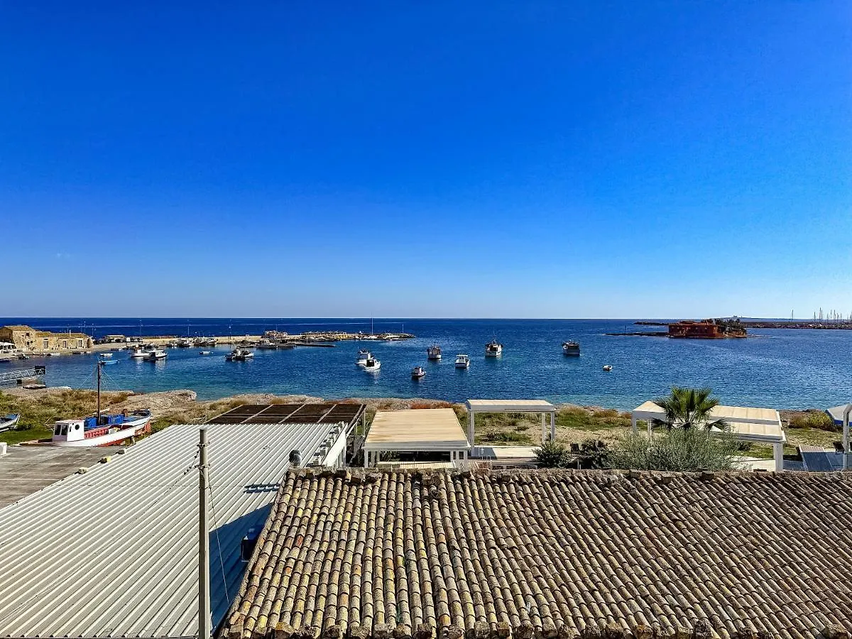 Calauriia Apartments Marzamemi Italy